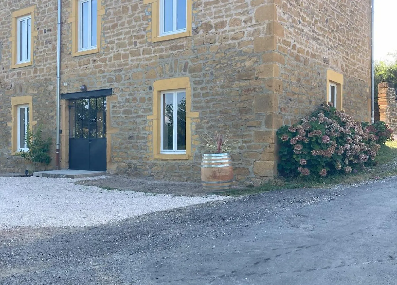 Holiday home Gite Domaine Du Berret 8 Pers Bully  France