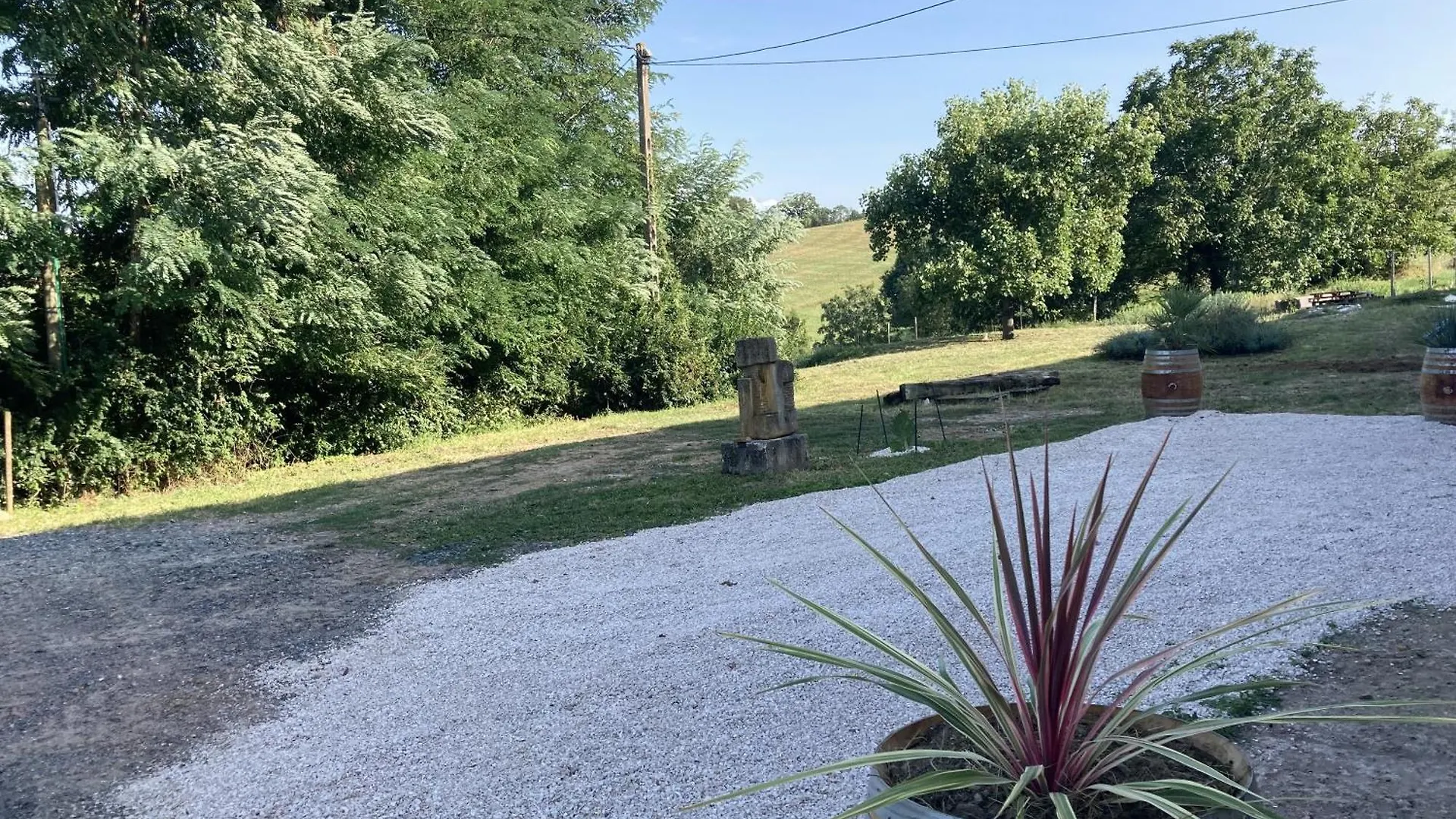 Holiday home Gite Domaine Du Berret 8 Pers Bully